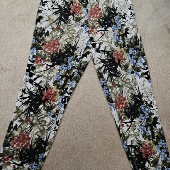 Pants - Picture 3 of 5